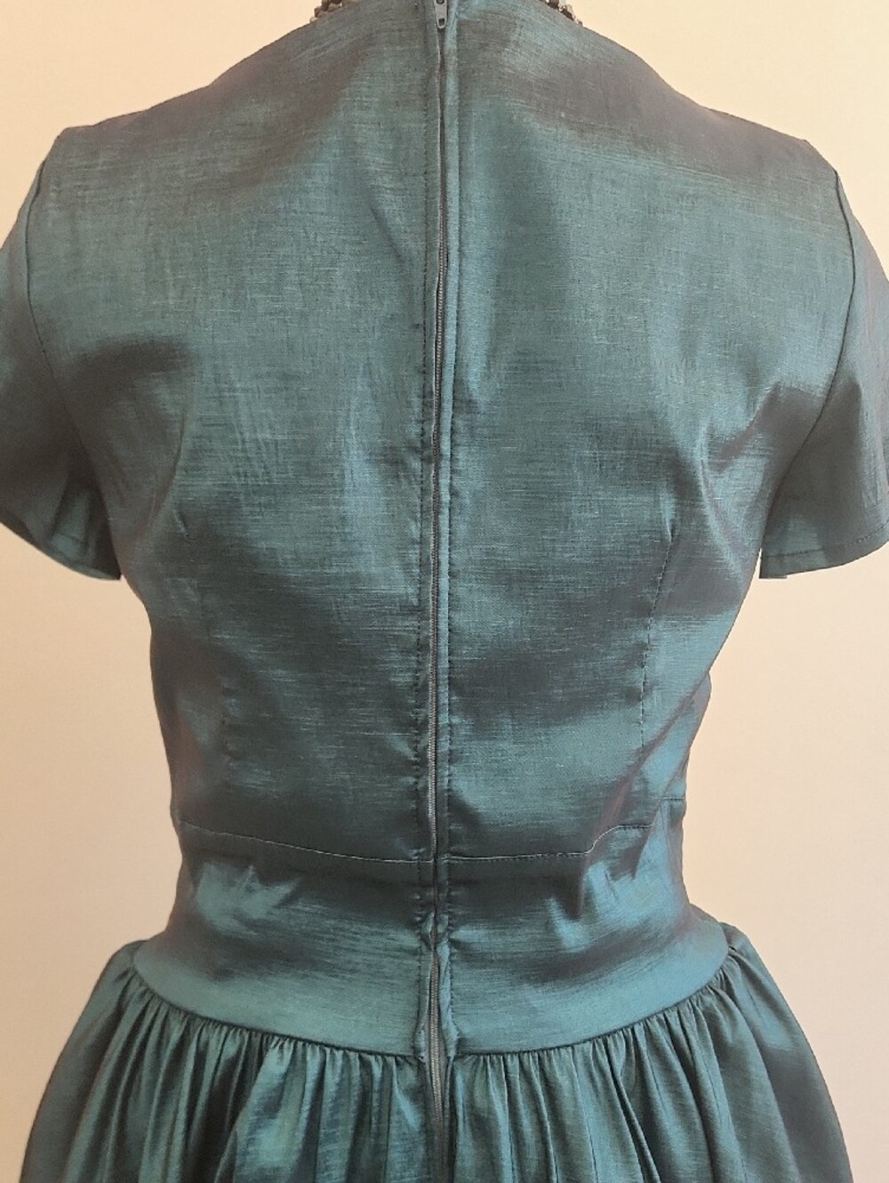 🦚 Pinup Couture Teal V-Neck Fit-and-Flare Dress Sz Xl - Picture 6 of 10